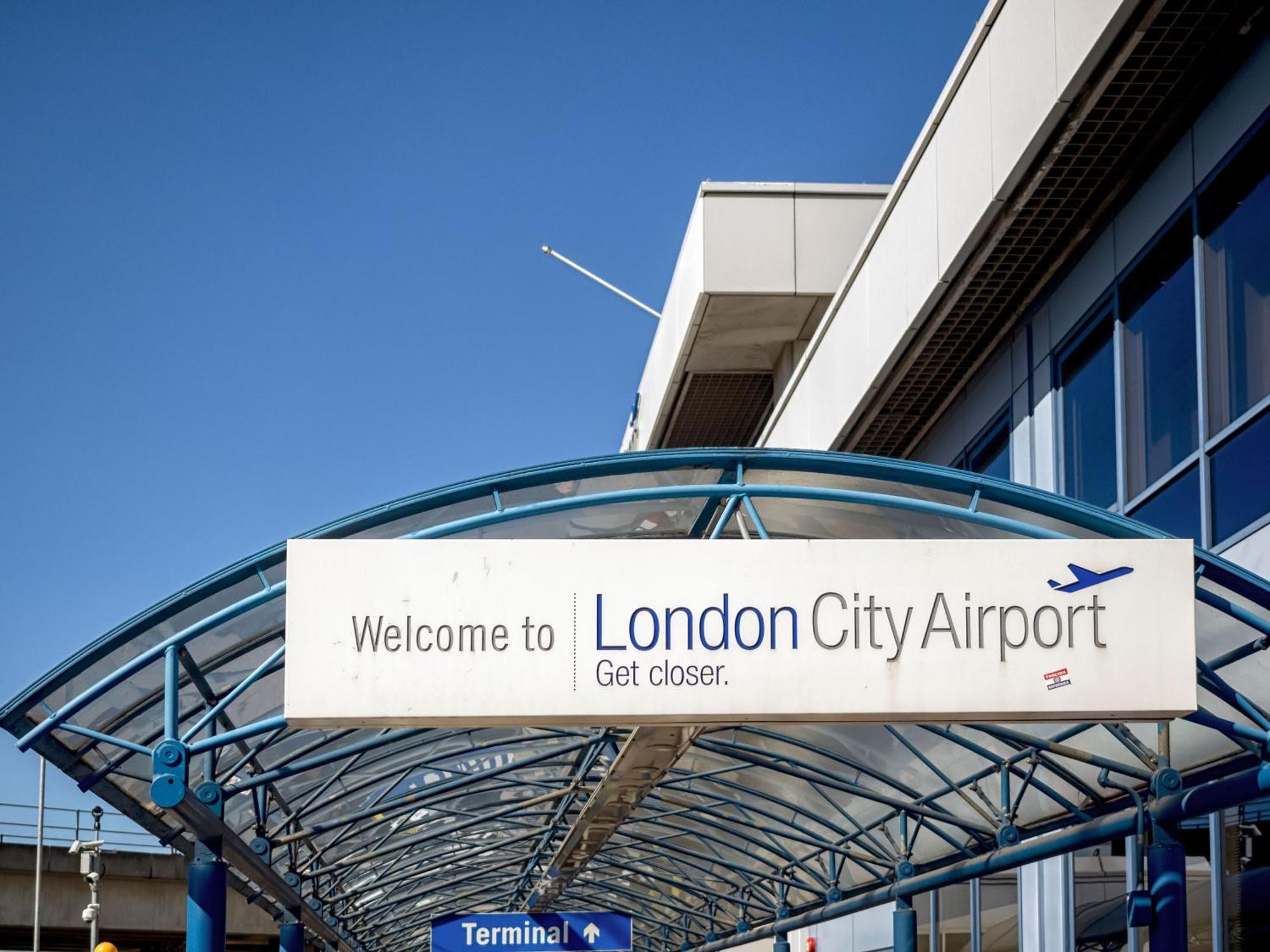 Clifton House O2 & Excel Rooms With Private Bathroom And Breakfast Option Londra Esterno foto