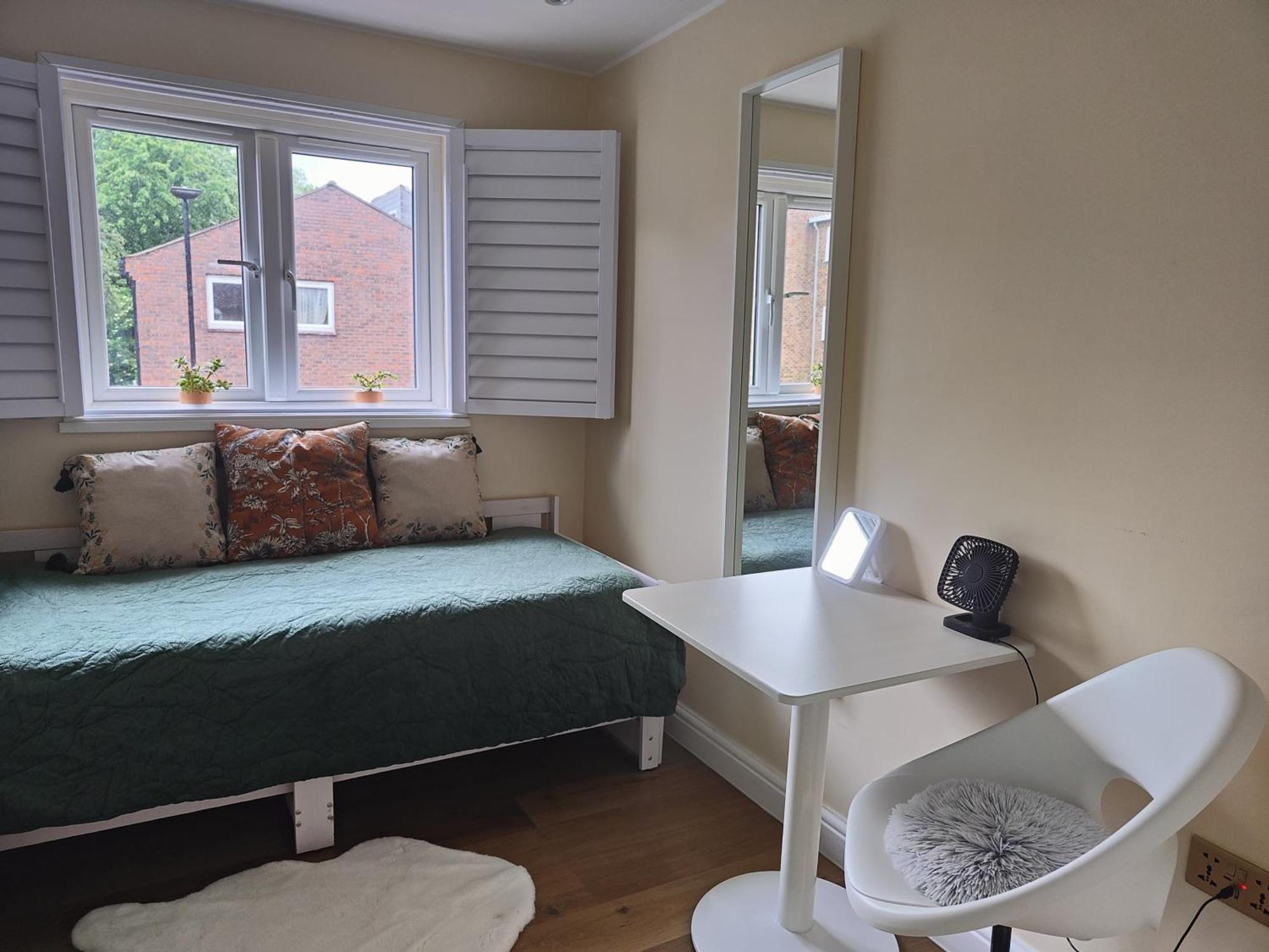 Clifton House O2 & Excel Rooms With Private Bathroom And Breakfast Option Londra Esterno foto